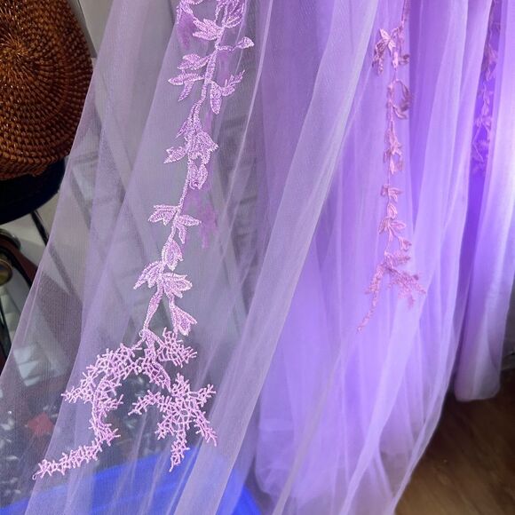 Nbn ladies 4 formal purple with tulle dress - Picture 3 of 6